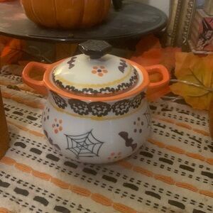 Temptations Halloween set